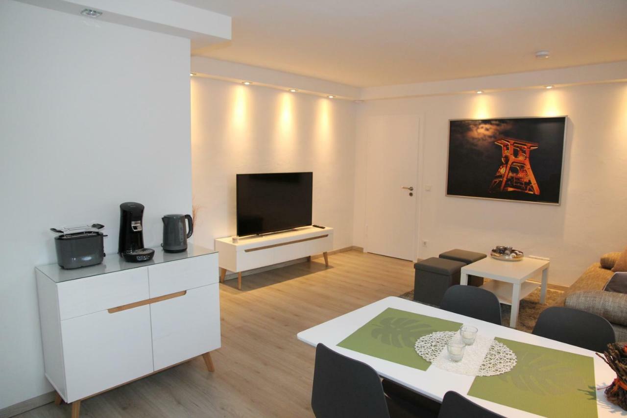 Neue Und Moderne Ferienwohnung Мильгейм-на-Руре Экстерьер фото